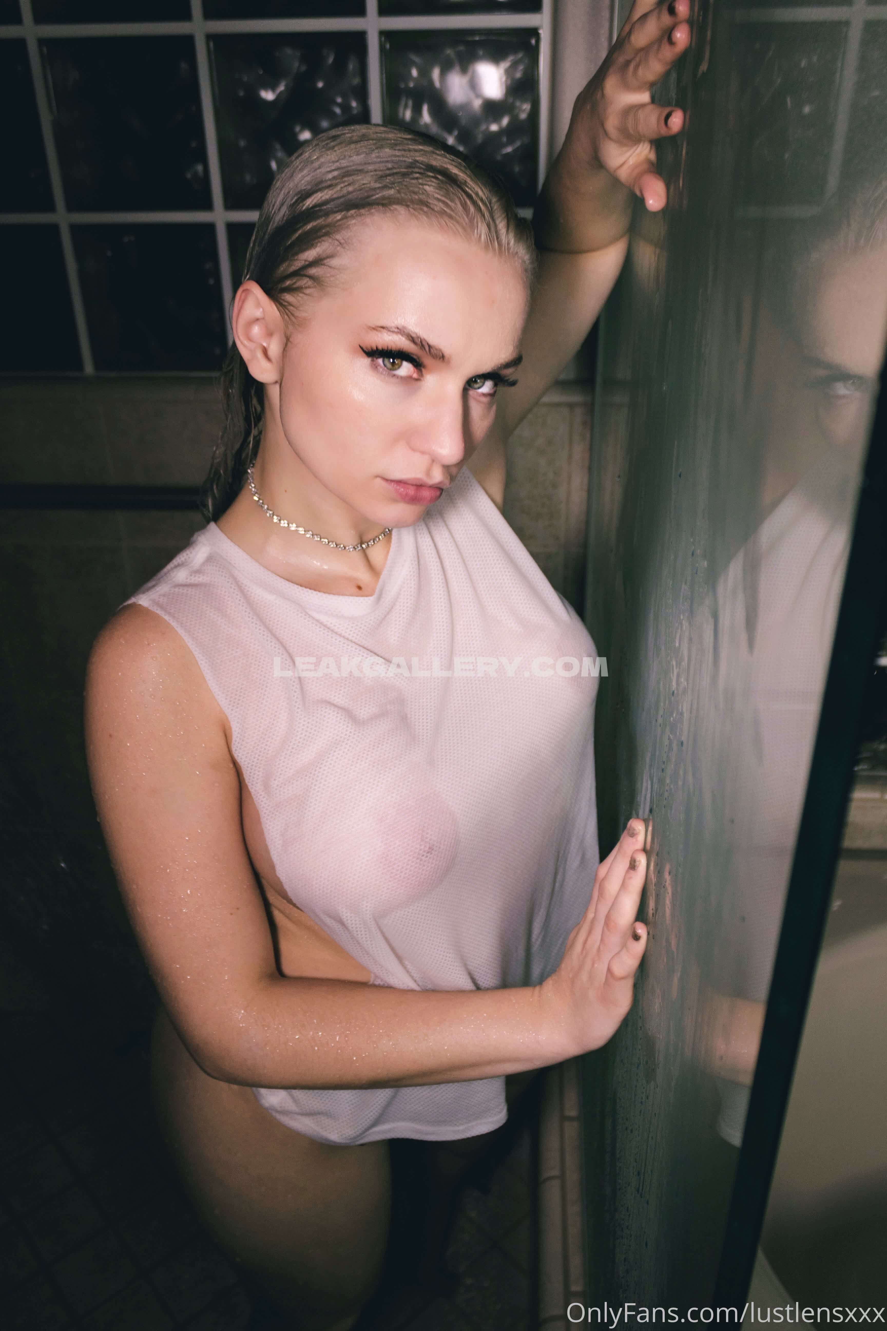 Zoieburgher Exclusive Leaked Nude OnlyFans #8467186