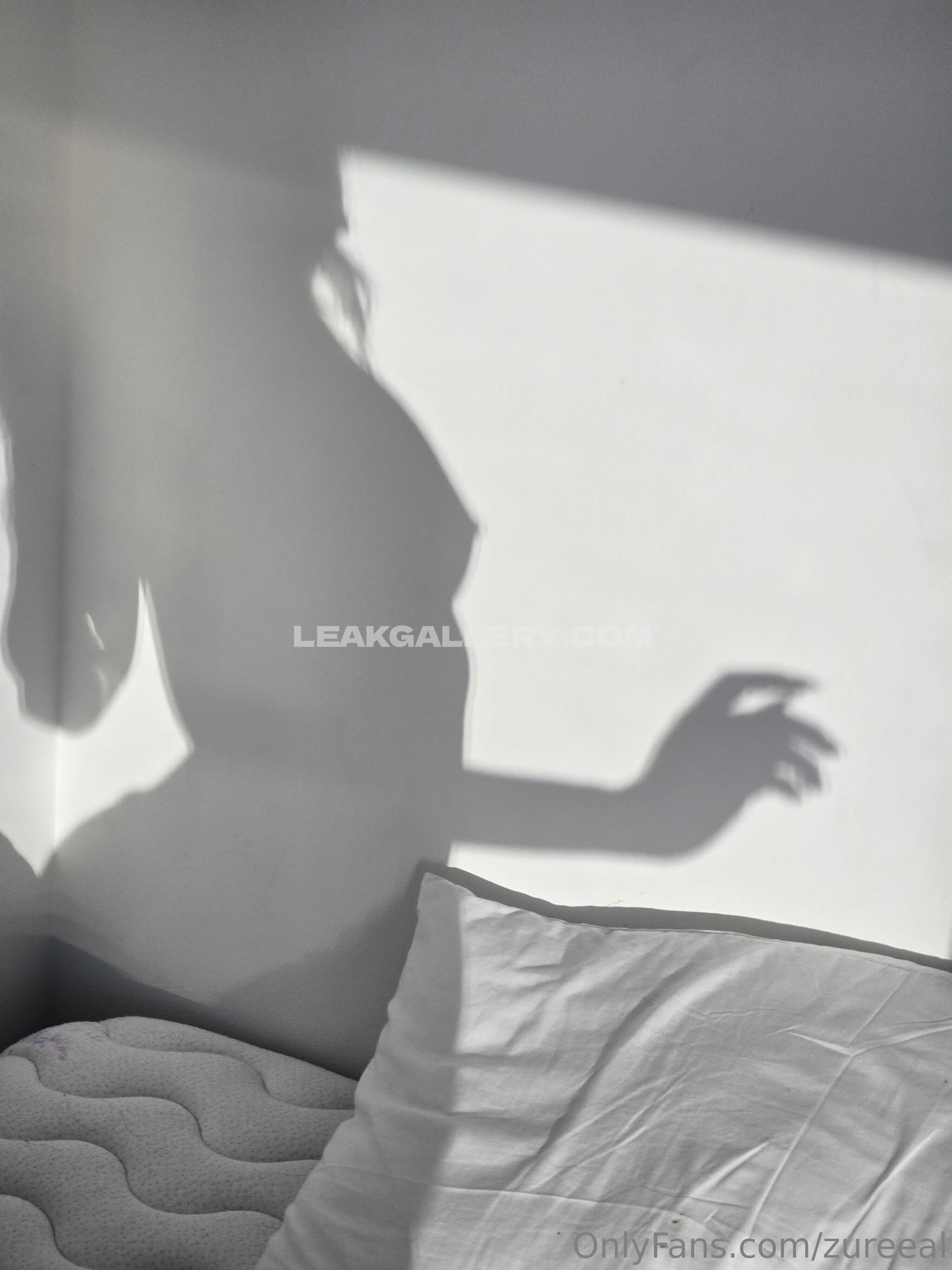 Zureeal Exclusive Leaked Nude OnlyFans #9758845