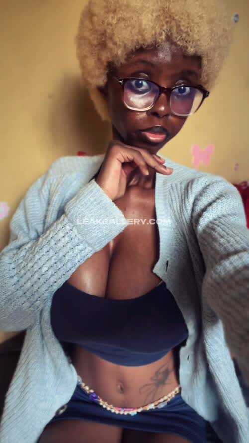 _iamvoidd Exclusive Leaked Nude OnlyFans #11700766