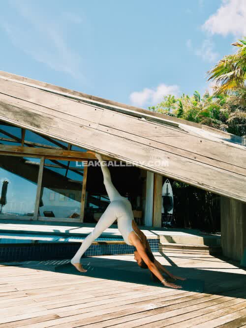 Alessandraambrosio Exclusive Leaked Nude OnlyFans #11825368