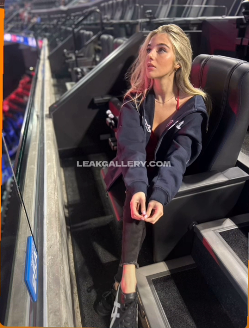 Alexanisenson Exclusive Leaked Nude OnlyFans #11831960