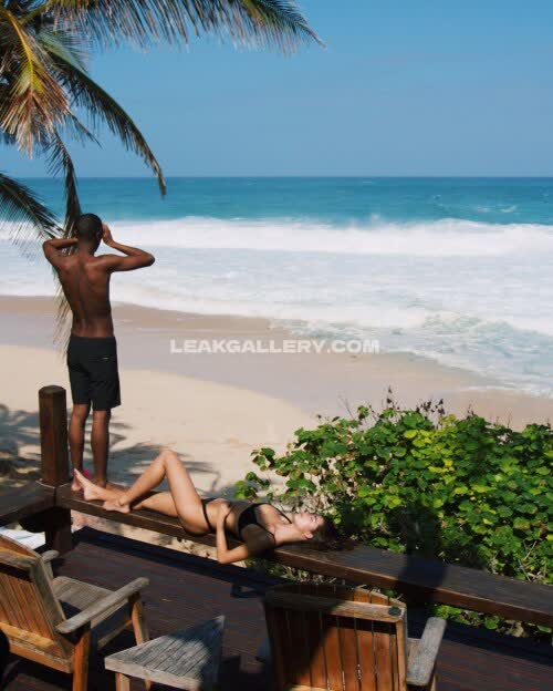 Alexisren Exclusive Leaked Nude OnlyFans #11727043