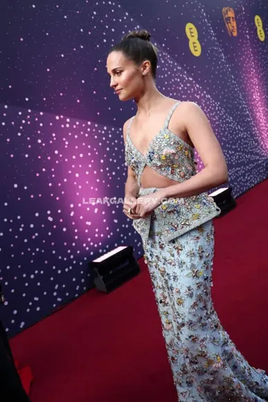 alicia_vikander