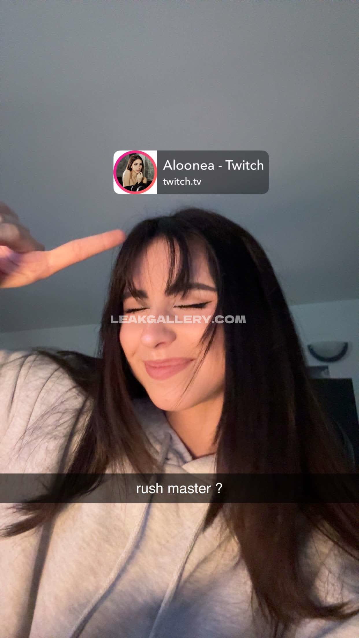 Aloonea Exklusiv geleakte Nacktbilder von OnlyFans #11438557