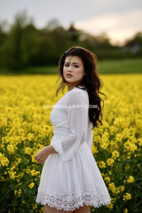Amyblunden Exclusive Leaked Nude OnlyFans #11980995
