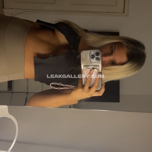 Amyyxmcl Exclusive Leaked Nude OnlyFans #11406679