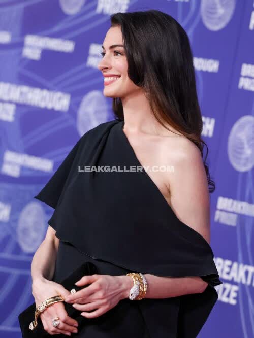 Annehathaway Exclusive Leaked Nude OnlyFans #11979377
