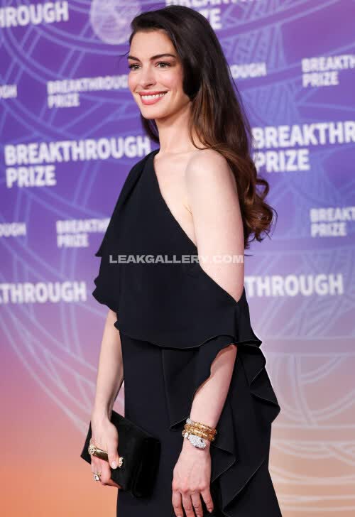 Annehathaway Exclusive Leaked Nude OnlyFans #11984737