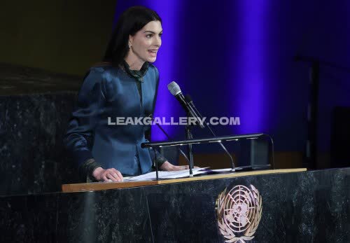 Annehathaway Exclusive Leaked Nude OnlyFans #11431544