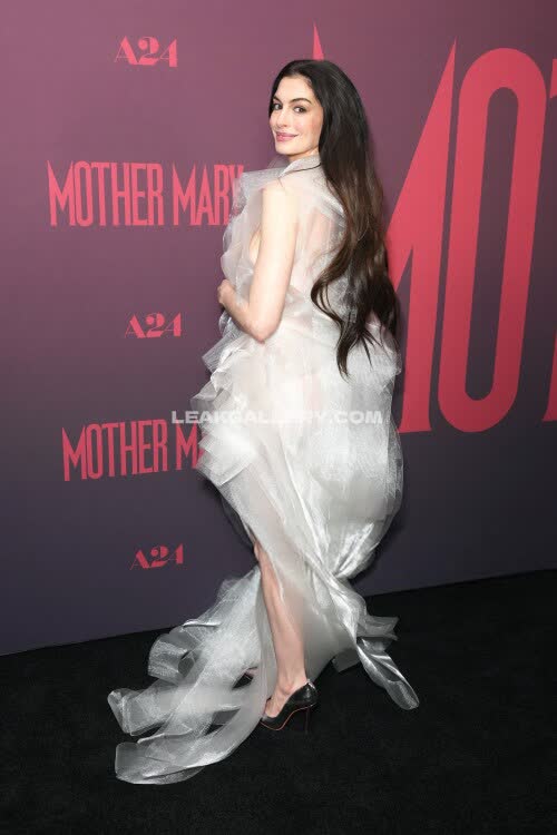 Annehathaway Exclusive Leaked Nude OnlyFans #11985194