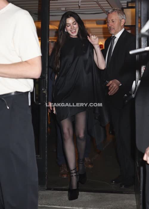 Annehathaway Exclusive Leaked Nude OnlyFans #11981336