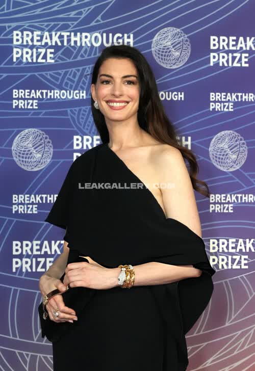 Annehathaway Exclusive Leaked Nude OnlyFans #11984160