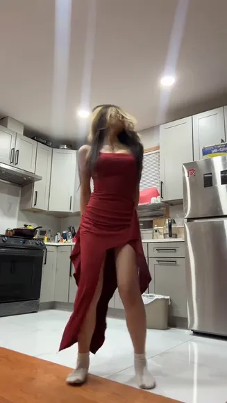 anniezheng.x video thumbnail