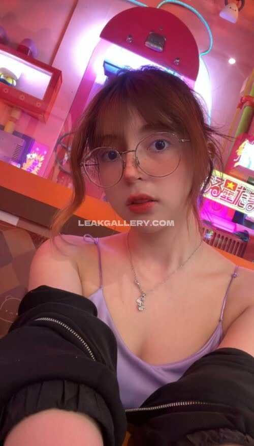 Ansichan OnlyFans Nudi in Esclusiva Trapela #12023602