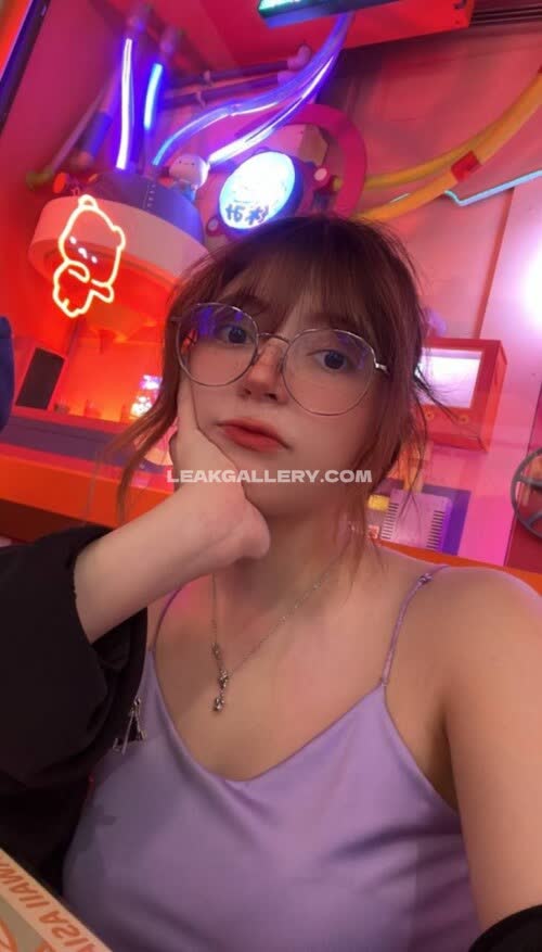 Ansichan OnlyFans Nudi in Esclusiva Trapela #12008691