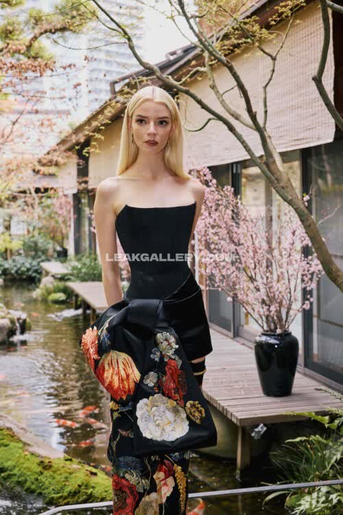 Anyataylorjoy Exclusive Leaked Nude OnlyFans #11442252