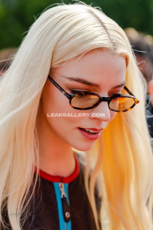 Anyataylorjoy Exclusive Leaked Nude OnlyFans #11434327