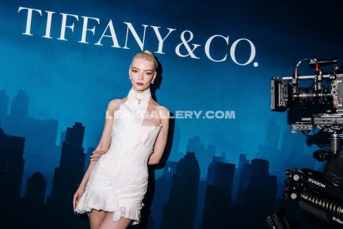 Anyataylorjoy Exclusive Leaked Nude OnlyFans #11435662