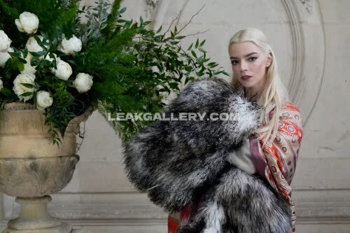 Anyataylorjoy Exclusive Leaked Nude Onlyfans #11441402