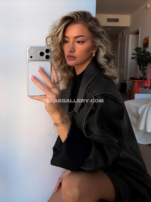 Astabush Exclusive Leaked Nude OnlyFans #11011282