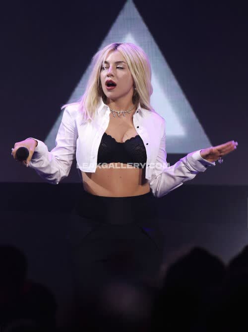 Avamax Exklusiv geleakte Nacktbilder von OnlyFans #11550037