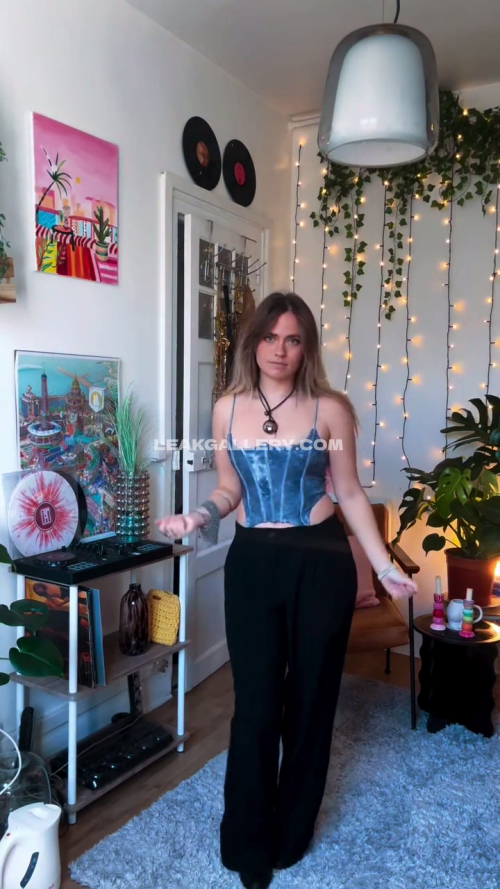 Axellemaga Exclusive Leaked Nude OnlyFans #11945497