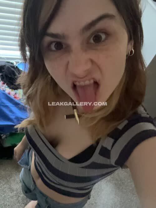 Beanswithbombs OnlyFans Nudi in Esclusiva Trapela #11472030