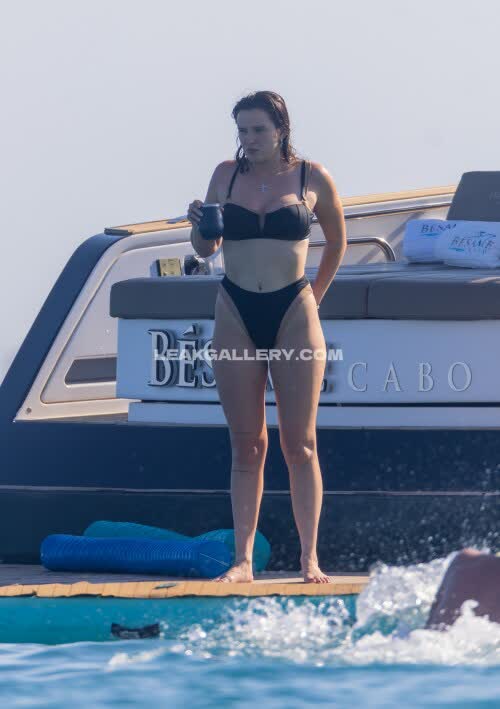 Bellathorne Exclusive Leaked Nude OnlyFans #11059287