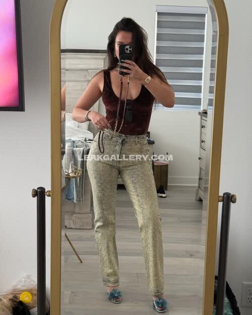 Bellathorne OnlyFans Nudi in Esclusiva Trapela #11038917