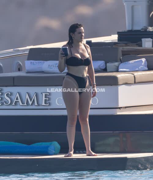Bellathorne Exclusive Leaked Nude OnlyFans #11041672