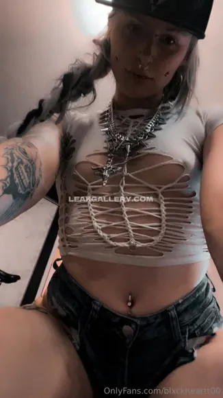 Blxckheartt00 Exclusive Leaked Nude OnlyFans #11482755