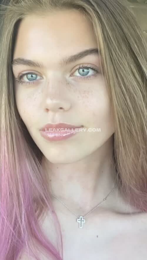 Bradpittsgf Exclusive Leaked Nude OnlyFans #12019134