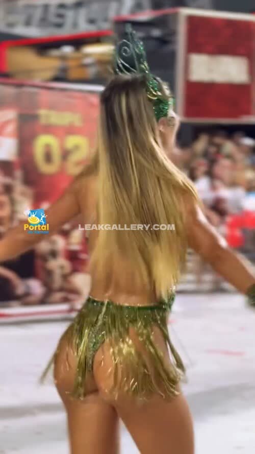 Brunagriphaoo Exclusive Leaked Nude OnlyFans #11037207