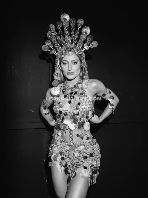 Brunagriphaoo Exclusive Leaked Nude OnlyFans #11063758
