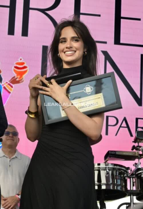 Camilacabello / camila_cabello Exclusive Leaked Nude OnlyFans #11010682