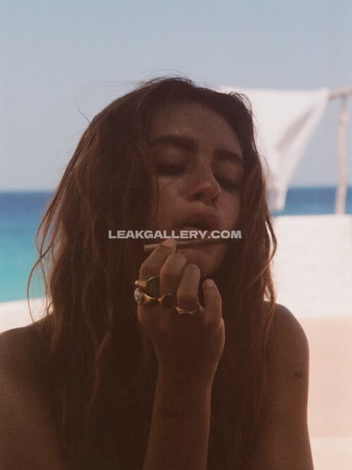Carla_guetta Exclusieve gelekte naaktcontent van OnlyFans #11601405