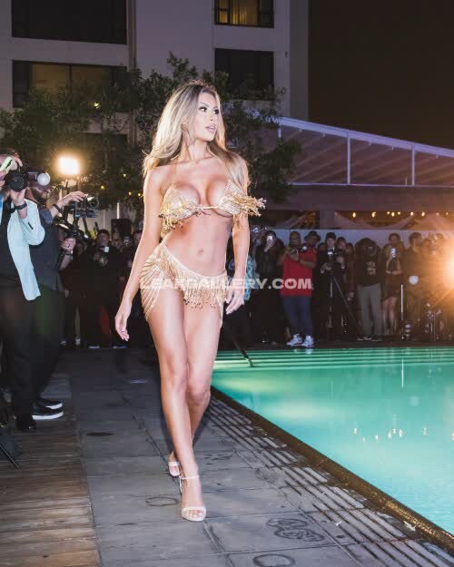 Carolinejaquish Exclusive Leaked Nude OnlyFans #10968674