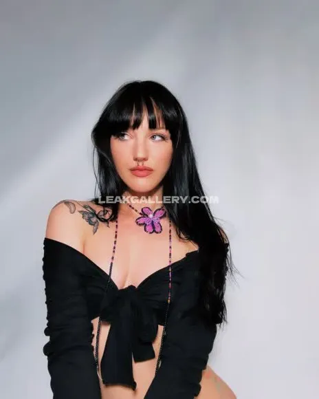 Carolinemoorenc Exclusive Leaked Nude OnlyFans #10956951