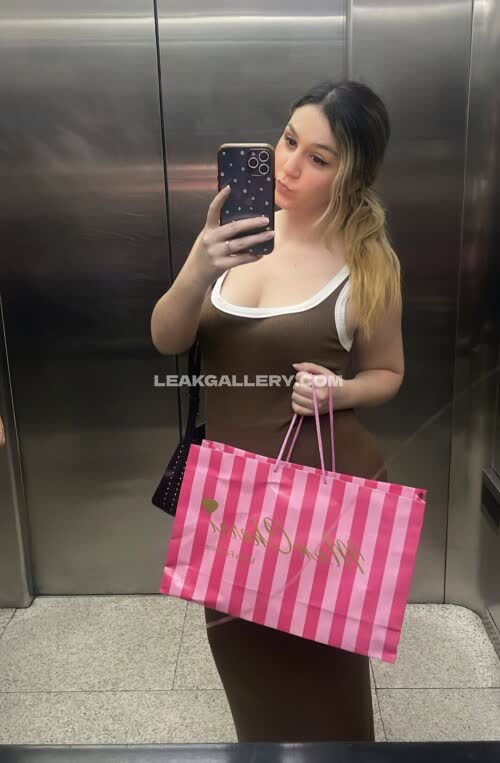 Carolzinhasg Exclusive Leaked Nude OnlyFans #11986700