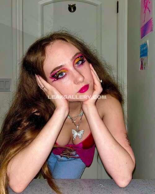 Chappellroan Exclusive Leaked Nude Onlyfans #11493618