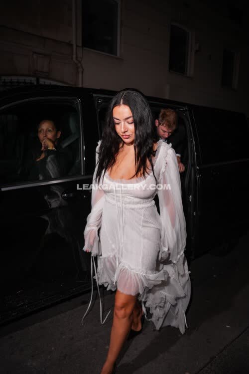 Charli_xcx Exclusive Leaked Nude Onlyfans #11642412