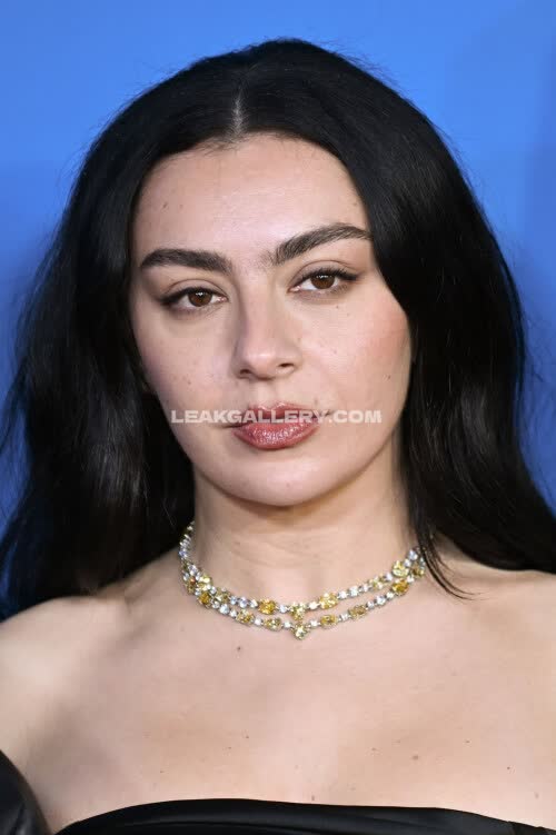 Charli_xcx Exclusive Leaked Nude OnlyFans #11639896