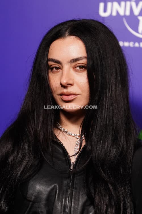 Charli_xcx OnlyFans Nudi in Esclusiva Trapela #11635135