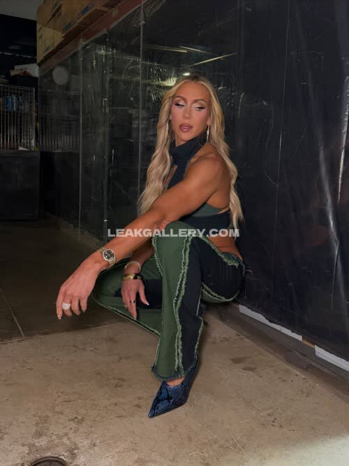Charlottewwe Exclusive Leaked Nude OnlyFans #12015711