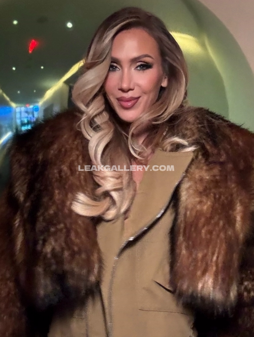 Charlottewwe Exclusive Leaked Nude OnlyFans #12007572