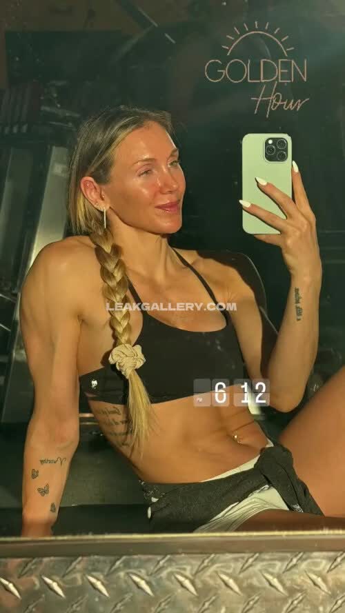 Charlottewwe Exclusive Leaked Nude OnlyFans #12016730