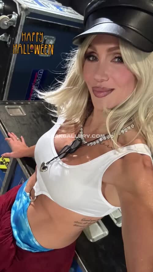 Charlottewwe Exclusive Leaked Nude OnlyFans #12011709