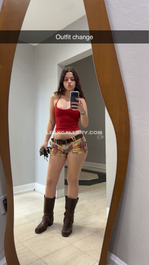 Chloeforero Exclusive Leaked Nude OnlyFans #11835100