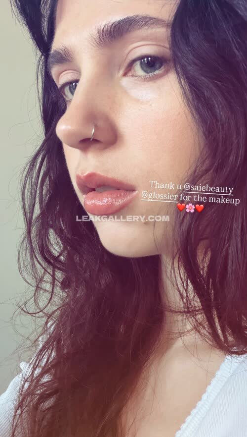 Clairo Leak OnlyFans exclusif #11615495