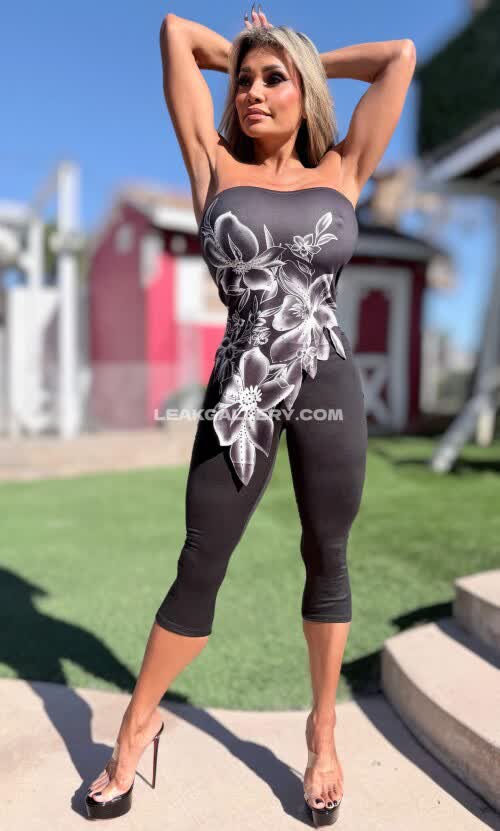 Connieelizabeth Exclusive Leaked Nude OnlyFans #11246163